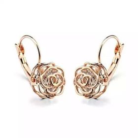 ROSE IS A ROSE 18kt Rose Crystal Earrings In White Yellow And Rose Gold Plating (Color: 18kt Yellow Gold Plt.)